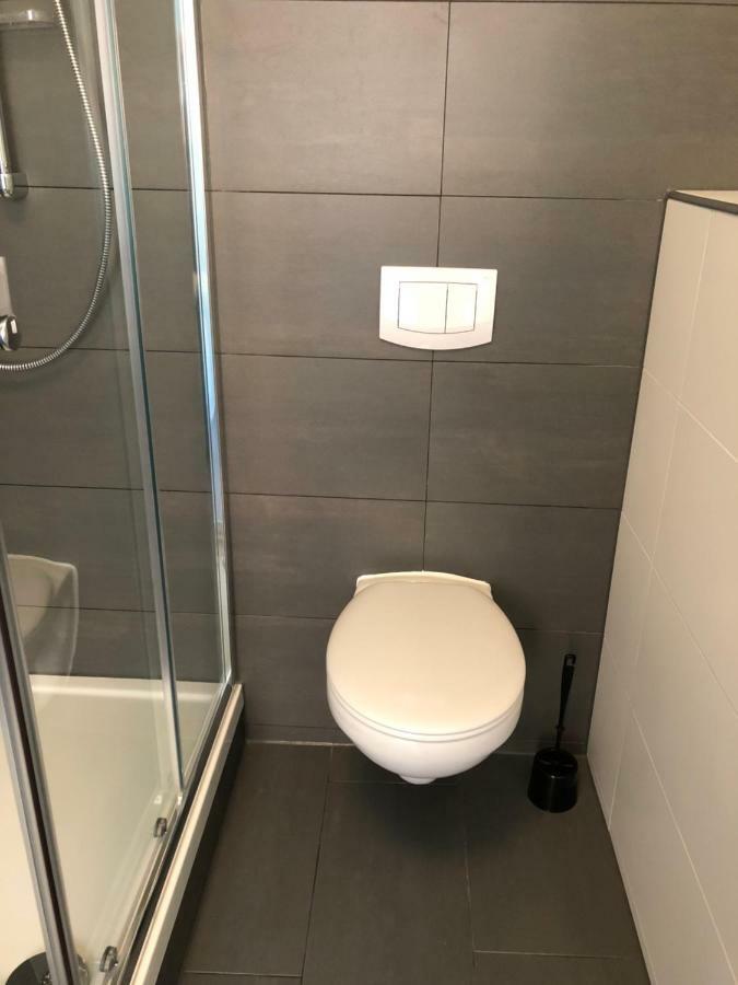 Downtown City - Privaterooms เฟือร์ท ภายนอก รูปภาพ
