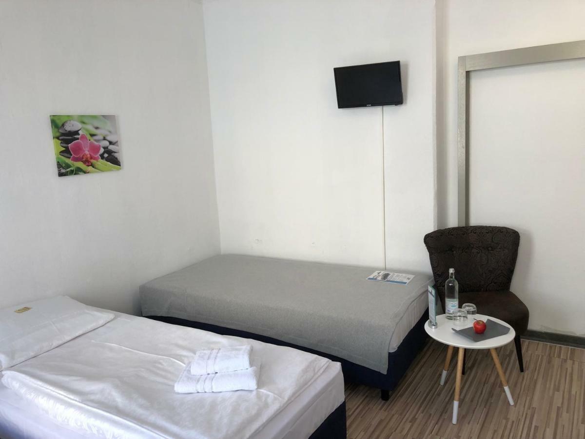 Downtown City - Privaterooms เฟือร์ท ภายนอก รูปภาพ